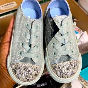 Blinged out converse!